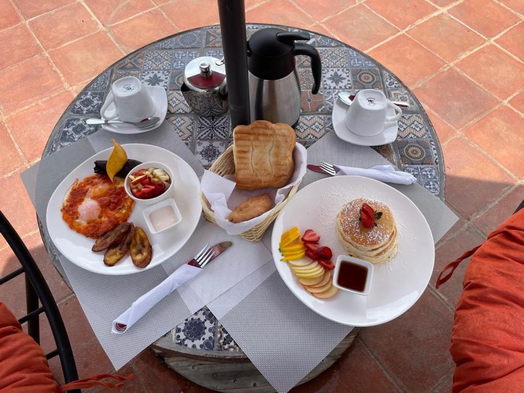 Nico Hotel Antigua ภายนอก รูปภาพ
