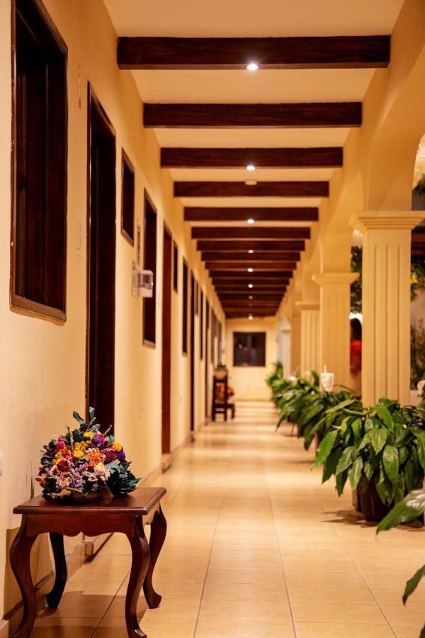 Nico Hotel Antigua ภายนอก รูปภาพ