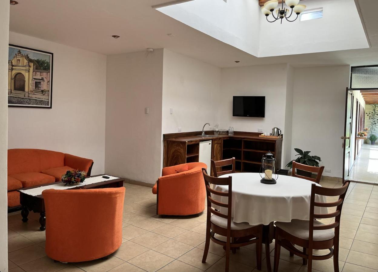 Nico Hotel Antigua ภายนอก รูปภาพ